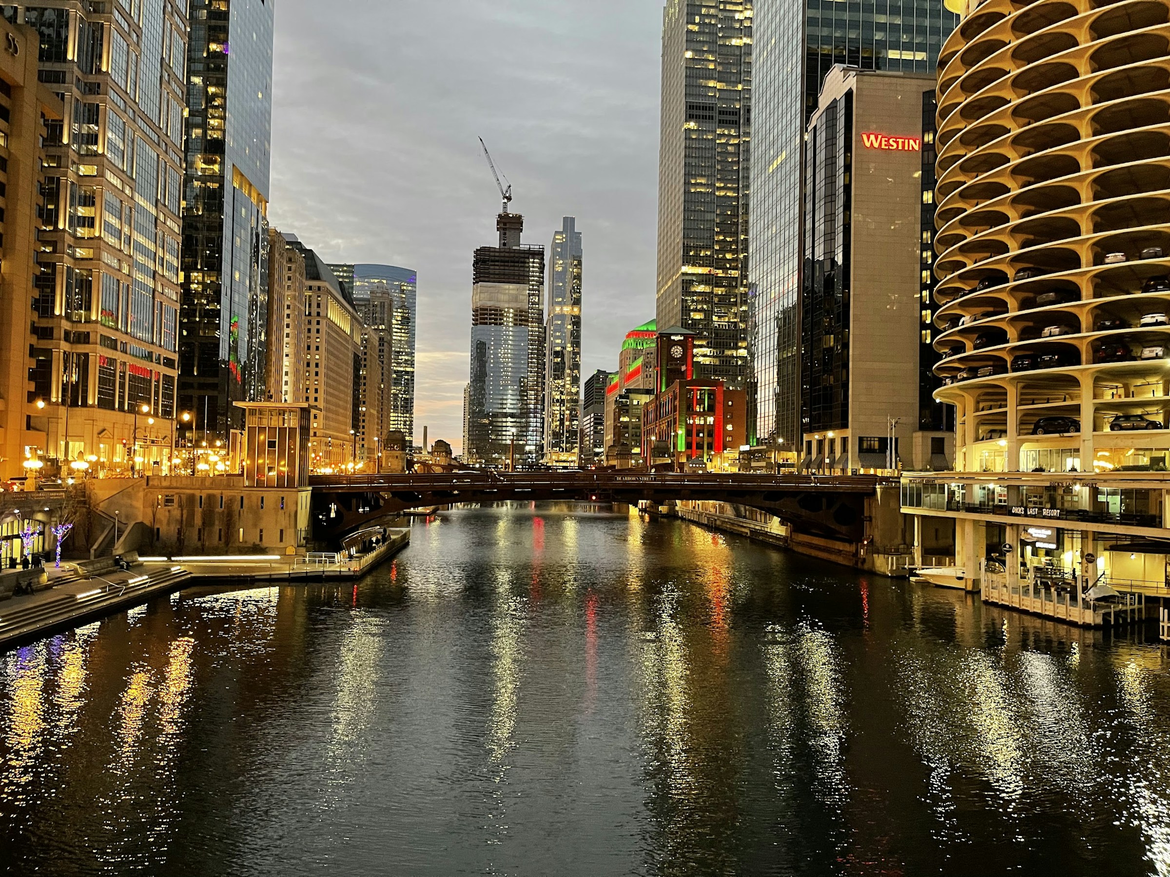 Chicago skyline and river